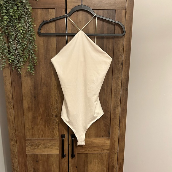 Cream bodysuit - Picture 1 of 4